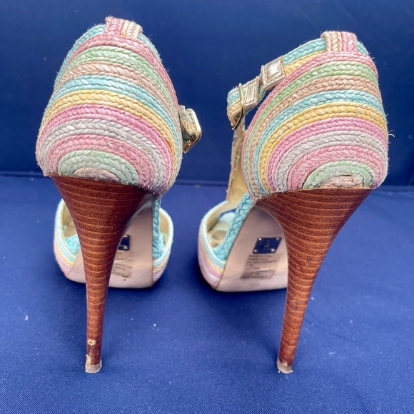 Pastel Woven Heels - Picture 3 of 4